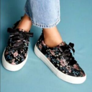Colorful black satin Floral Brocade J\Slides. 7